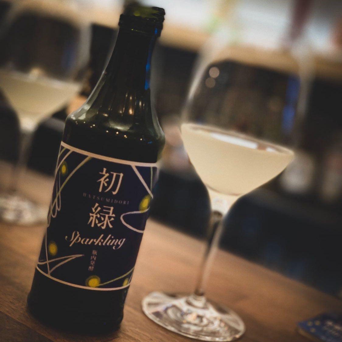 Sparkling sake